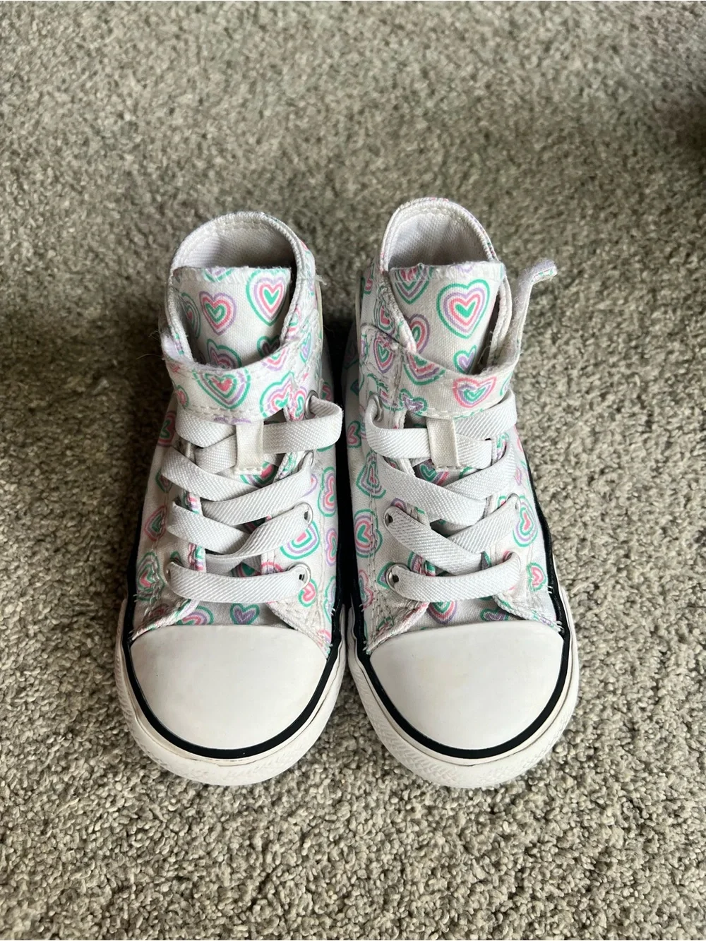 Converse Sneakers Toddler Girls Size 8 High Top Pink Heart Print Chuck Taylor